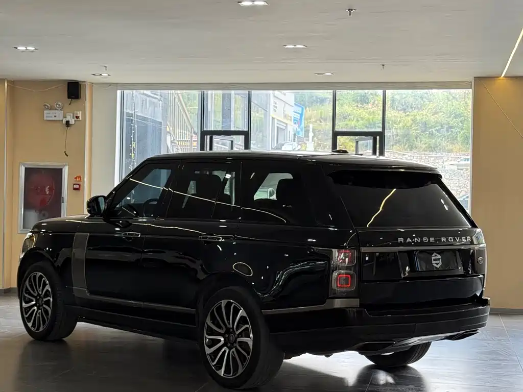 Land Rover Range Rover — миниатюра 9