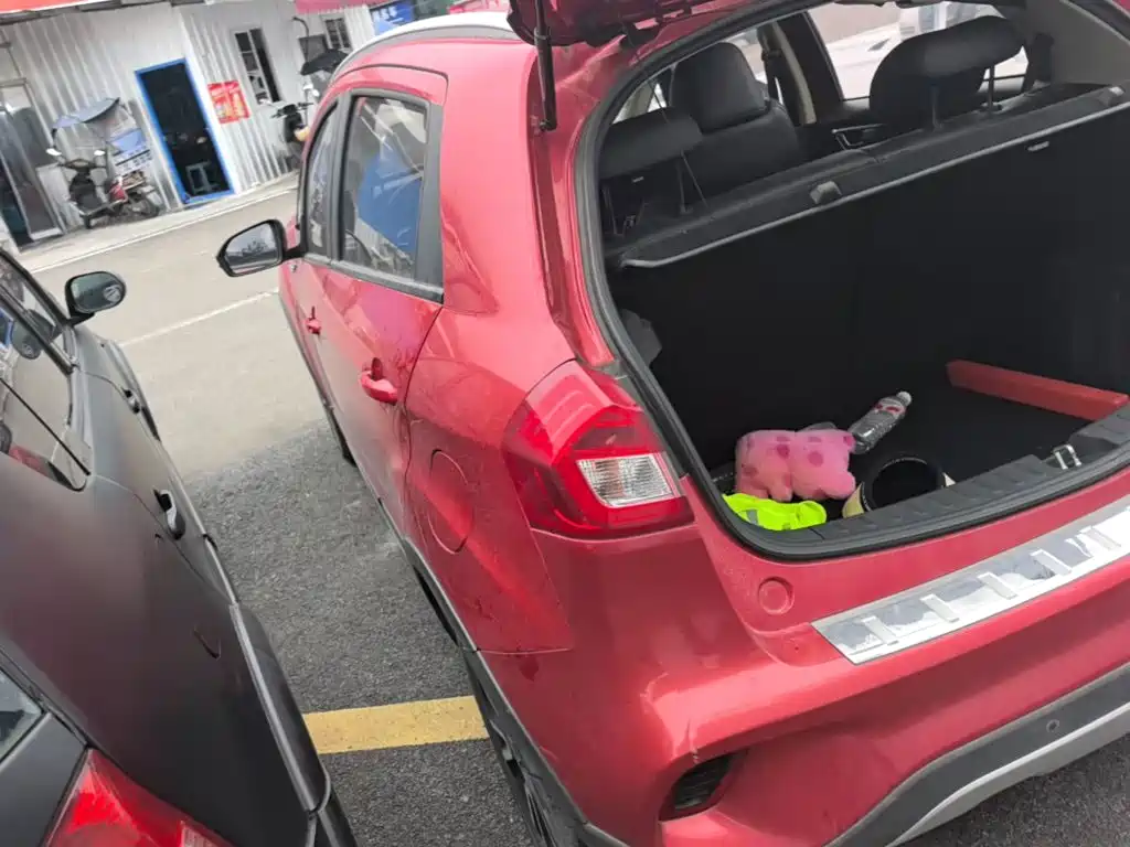 Geely Vision X3 — миниатюра 5