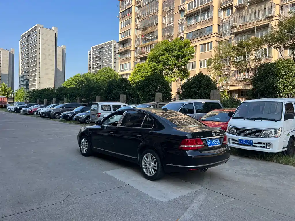 Volkswagen Passat Lingyu — миниатюра 4