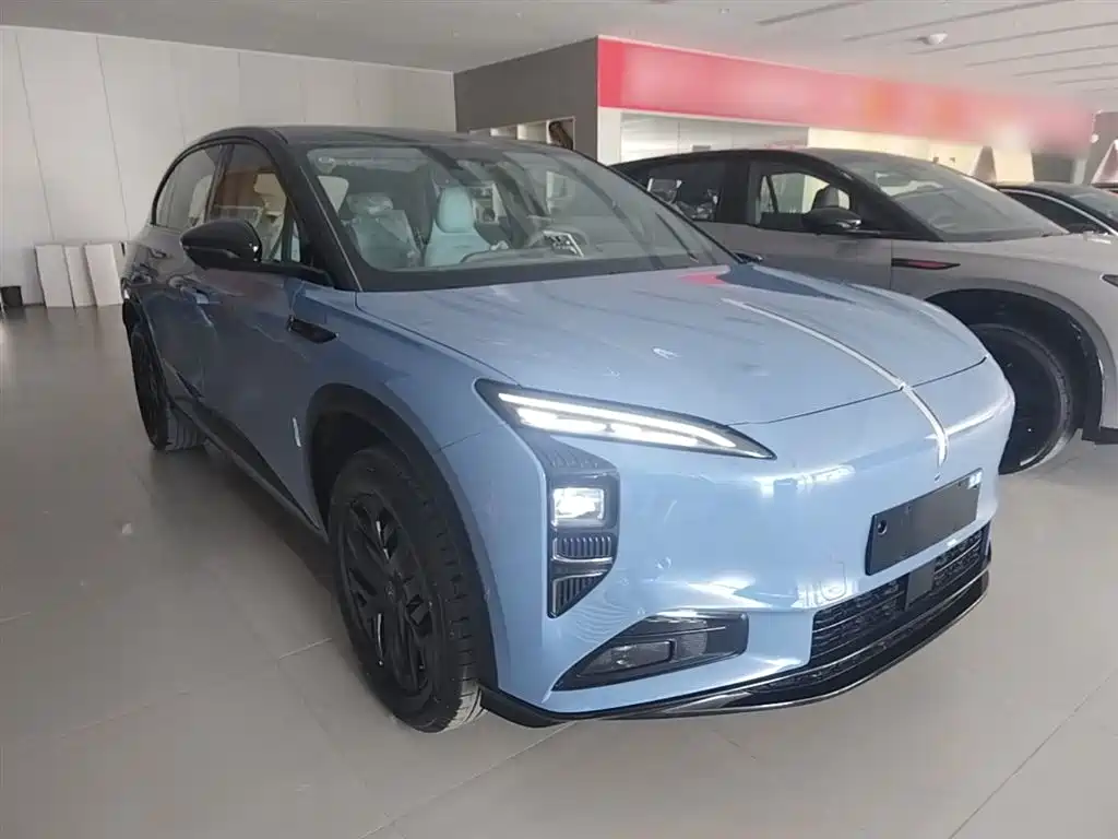 Hongqi 08 2025 605