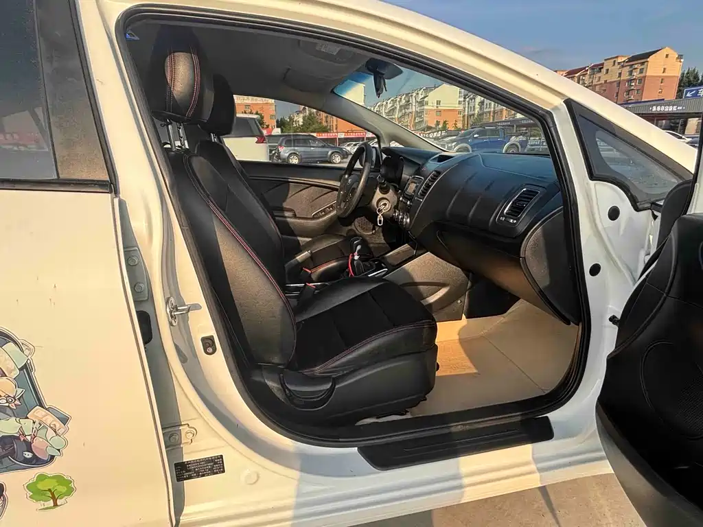 Kia K3 — миниатюра 15