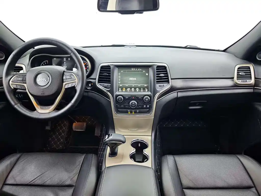 Jeep Grand Cherokee (Import) — миниатюра 6