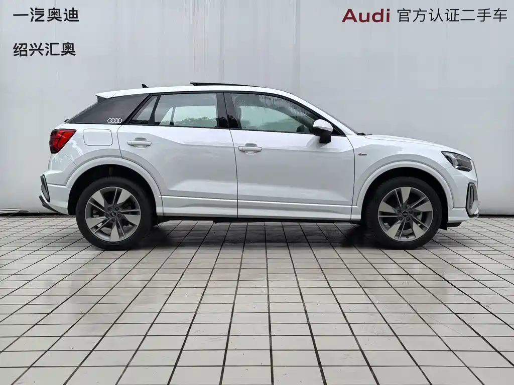Audi Q2L 2024 35TFSI Fashion