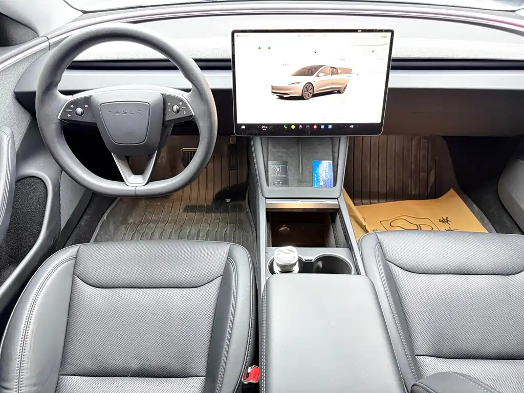 Tesla Model 3 — миниатюра 5