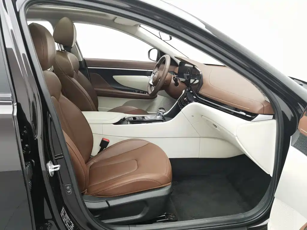 Hyundai Mistra — миниатюра 23
