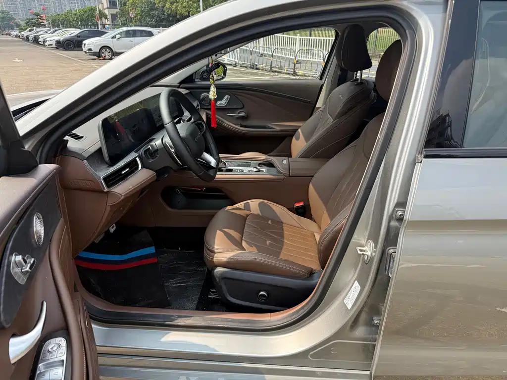 Chery Arrizo 8 — миниатюра 4