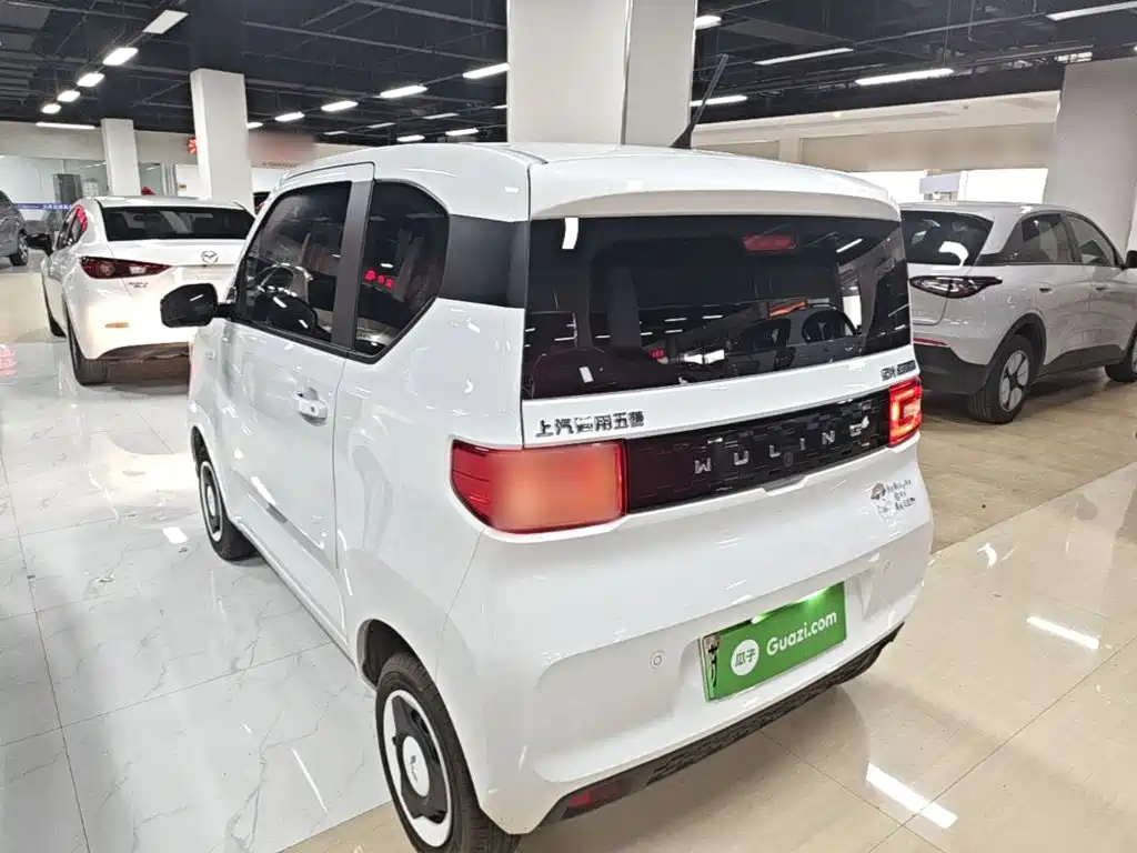 Wuling MINIEV — миниатюра 5