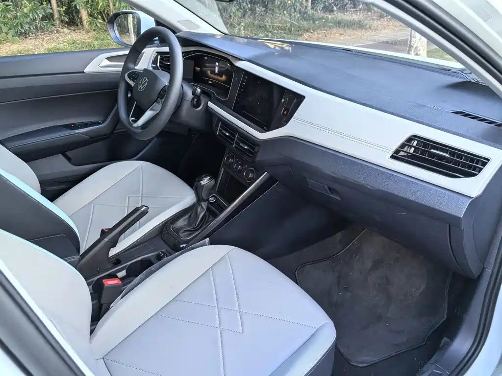 Volkswagen Lavida — миниатюра 5