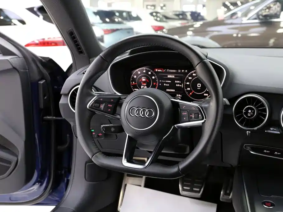 Audi TT — миниатюра 11