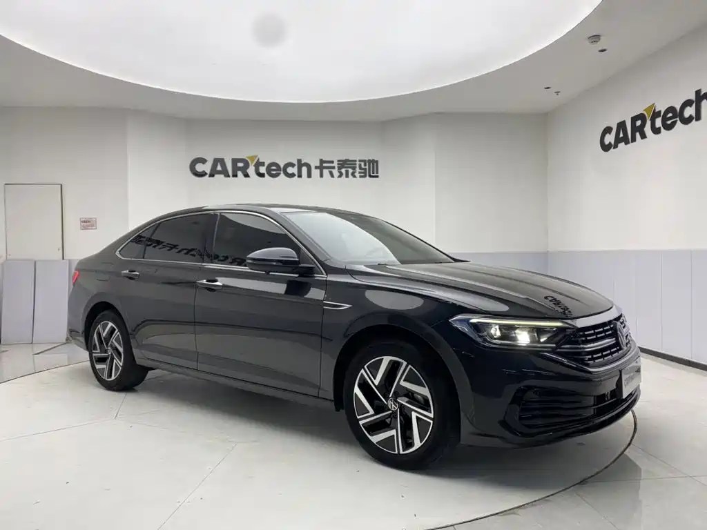 Volkswagen Sagitar — миниатюра 2
