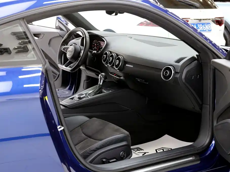 Audi TT — миниатюра 16