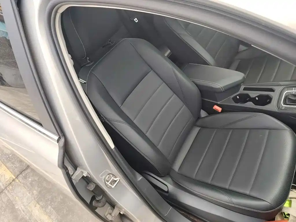 Volkswagen Lavida — миниатюра 25