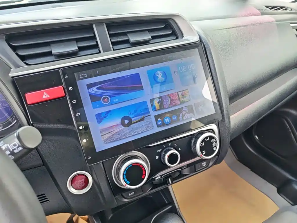 Honda Fit — миниатюра 13