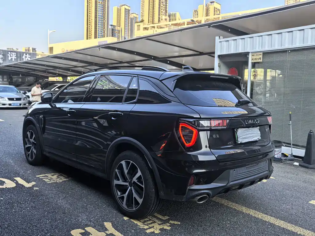 Lynk & Co 01 EM-P — миниатюра 6