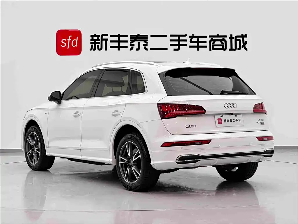 Audi Q5L — миниатюра 6