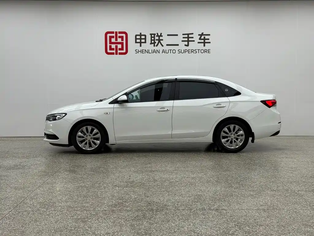 Buick Excelle — миниатюра 4