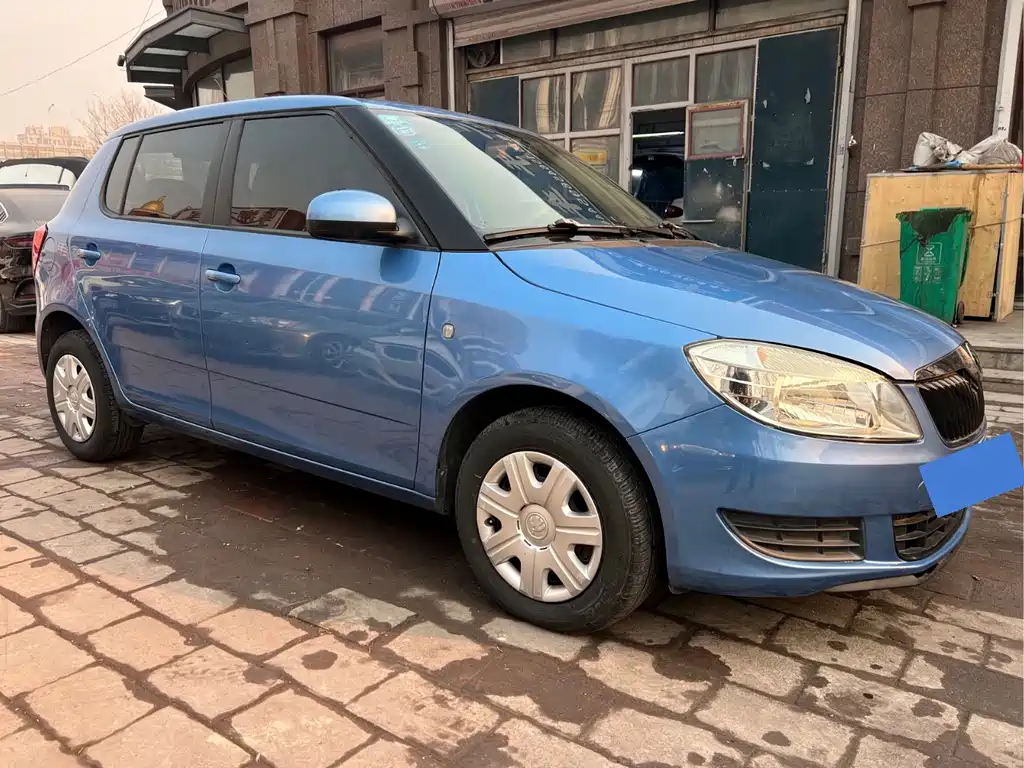 Skoda Fabia — миниатюра 3