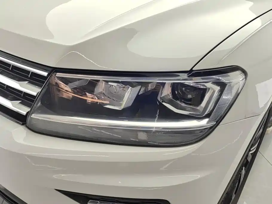 Volkswagen Tiguan L — миниатюра 5