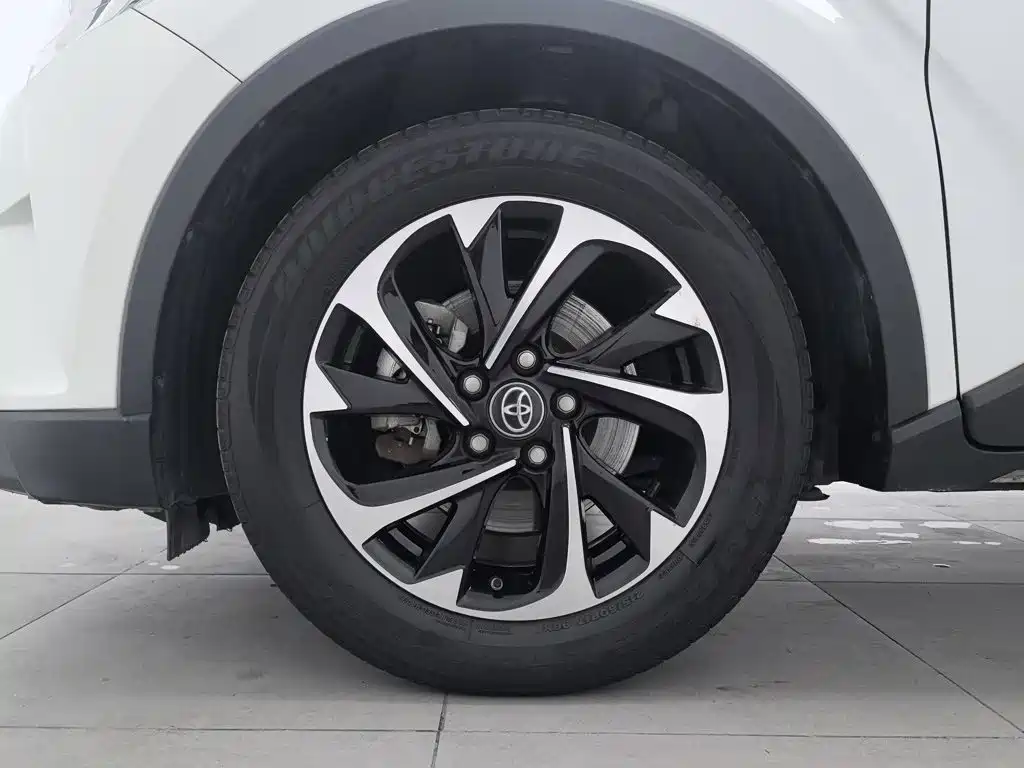 Toyota IZOA — миниатюра 17