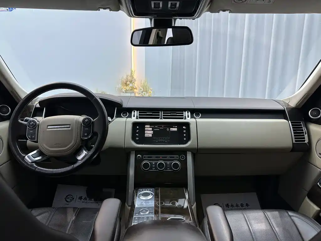 Land Rover Range Rover 2016 3.0 SC V6 Vogue SE Long Wheelbase