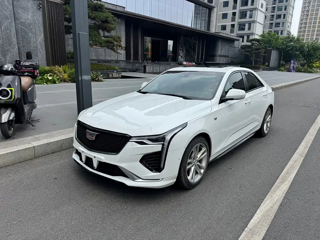 Cadillac CT4 2020