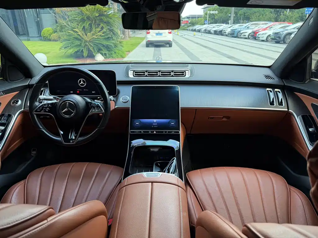 Mercedes-Benz S-Class — миниатюра 17