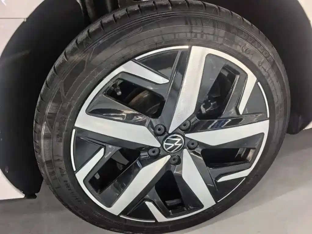 Volkswagen Lamando — миниатюра 5