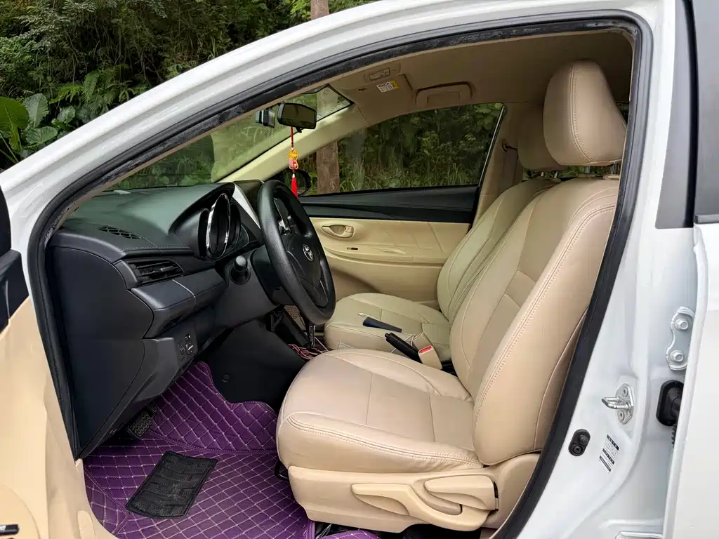Toyota Yaris L — миниатюра 16