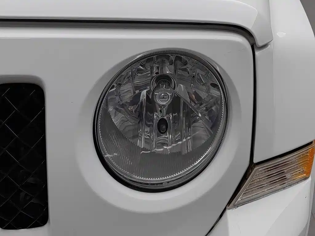 Jeep Patriot — миниатюра 7
