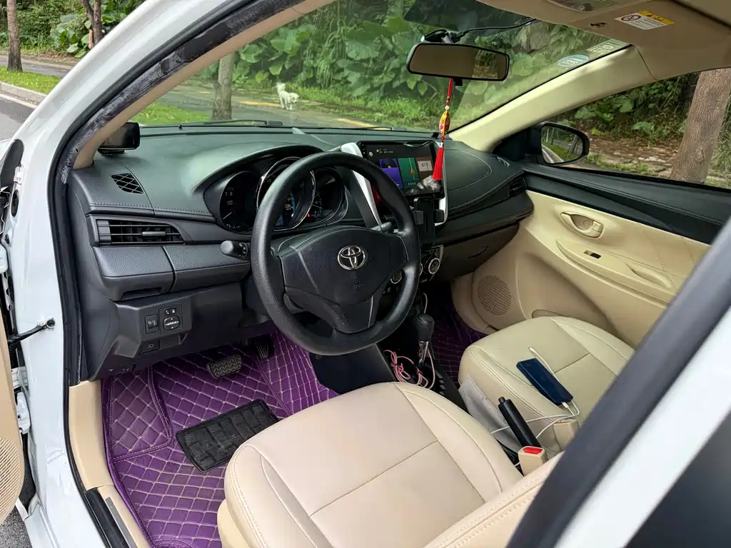 Toyota Yaris L — миниатюра 18