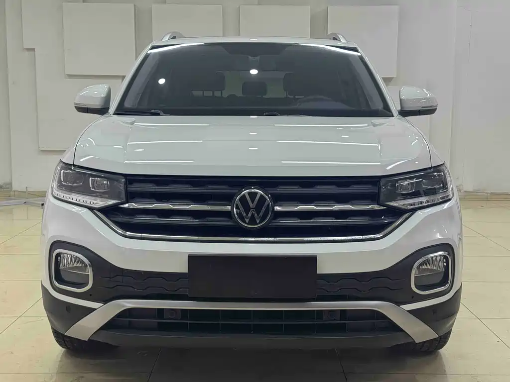 VOLKSWAGEN EXPLORING THE SHADOW