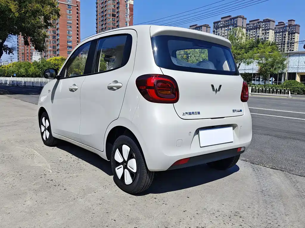 Wuling MINIEV — миниатюра 10