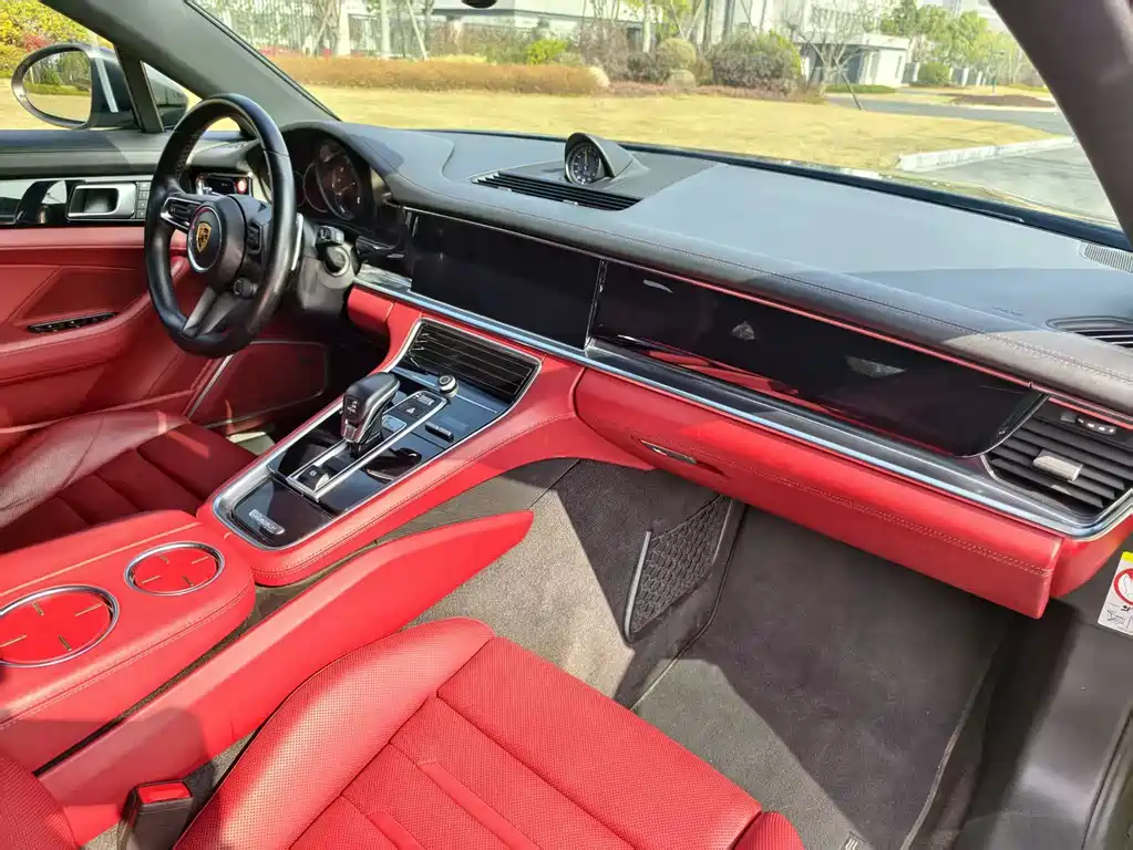 PORSCHE PANAMERA NEW ENERGY