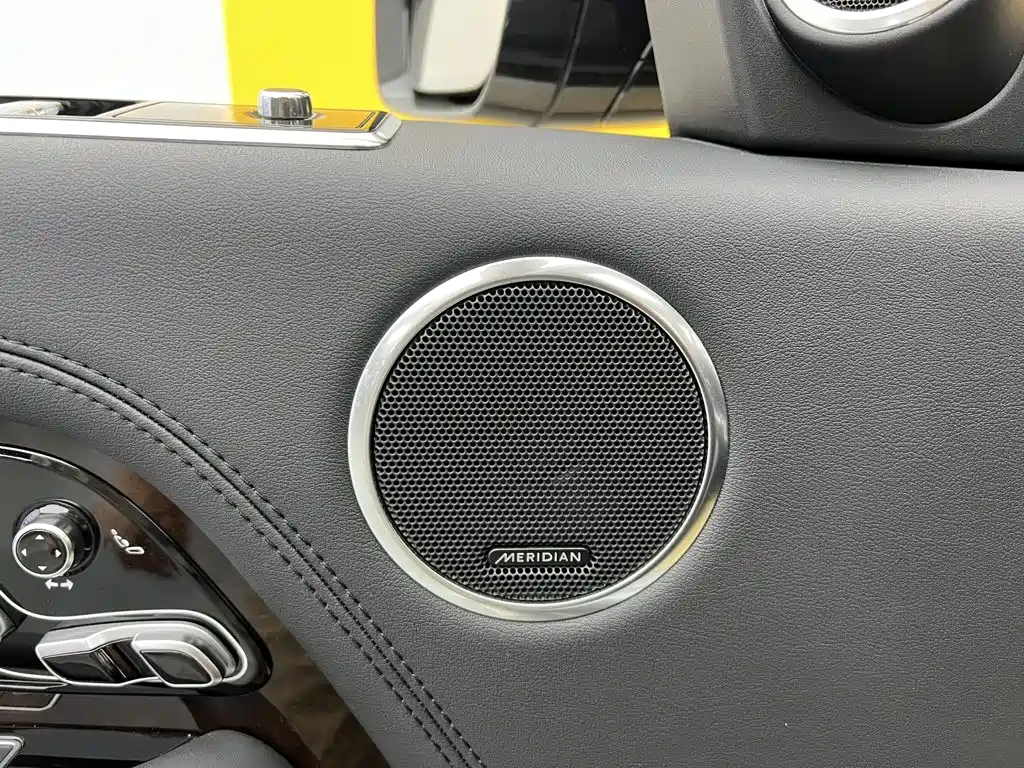 Land Rover Range Rover — миниатюра 33