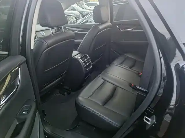 Cadillac XT5 — миниатюра 14
