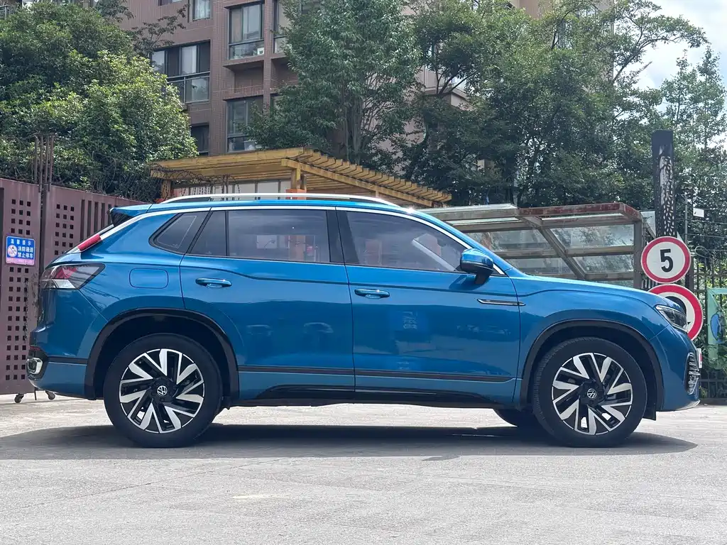 Volkswagen Tayron 380TSI 4WD R-Line High Energy Edition, фото 12
