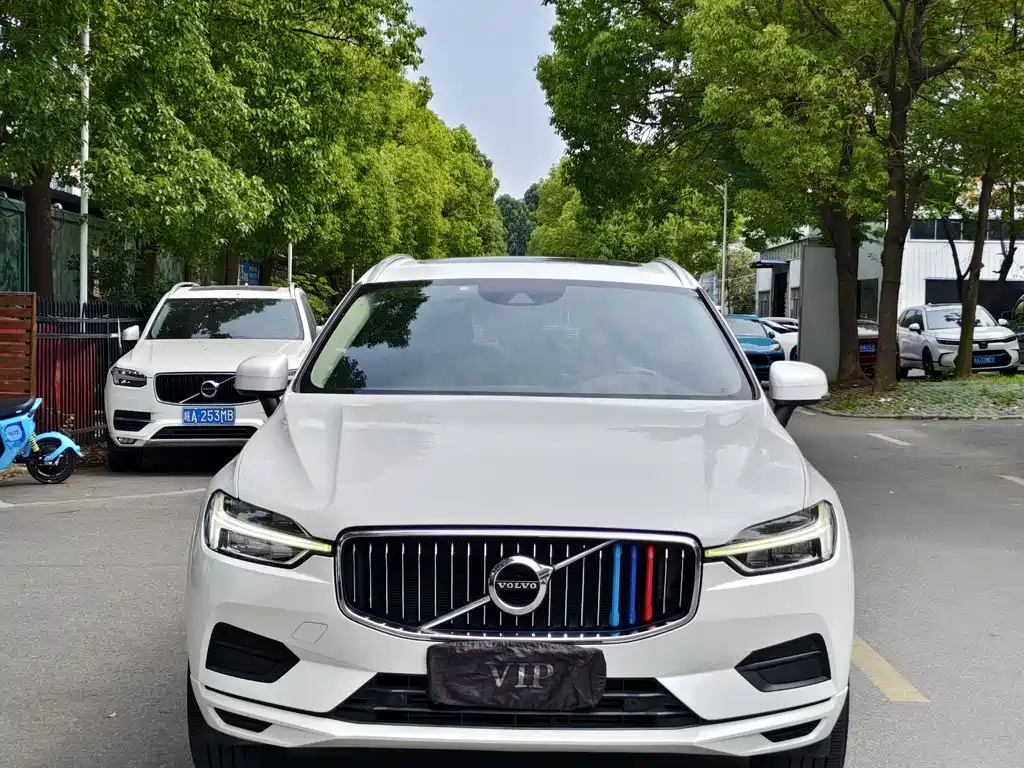 Купить Volvo XC60