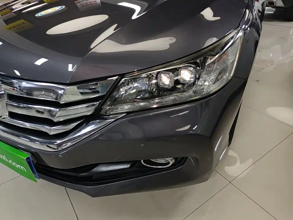 Honda Accord — миниатюра 24