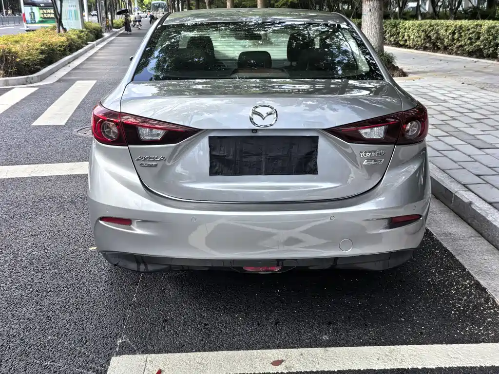 Mazda 3 Axela — миниатюра 10