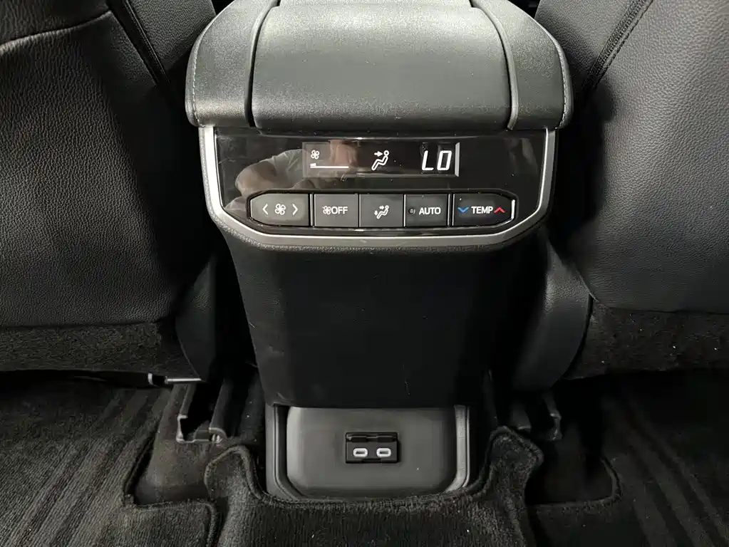 Toyota Highlander — миниатюра 14