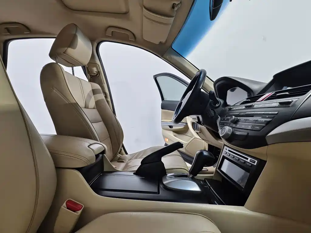 Honda Crosstour — миниатюра 15