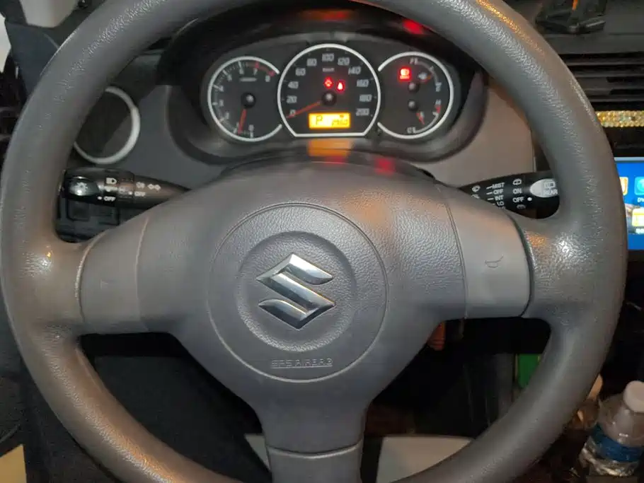 Suzuki Swift — миниатюра 15