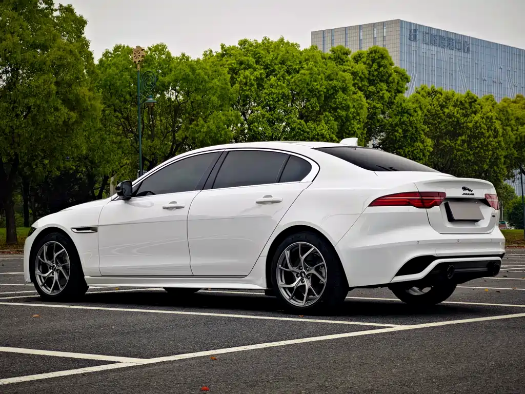 Jaguar XEL 2024 2.0T 250PS R-DYNAMIC S Sport