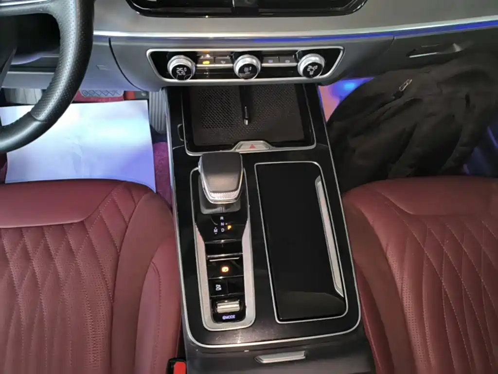 Hongqi Hongqi HS5 — миниатюра 14