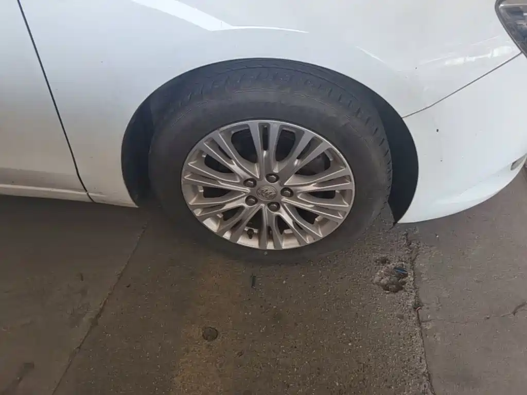 Buick Excelle — миниатюра 12
