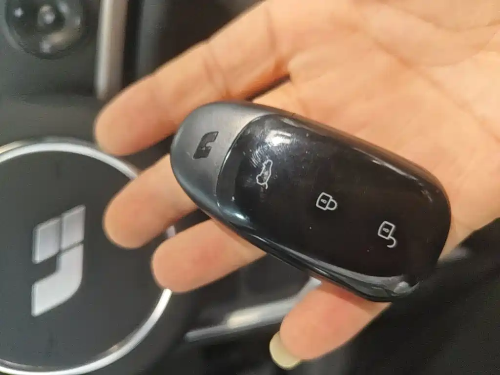 Li Auto Li ONE — миниатюра 9