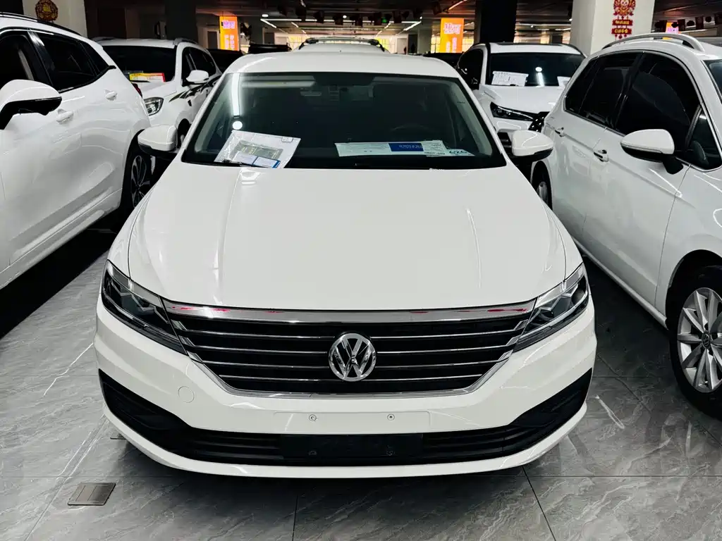 Volkswagen Lavida — миниатюра 2