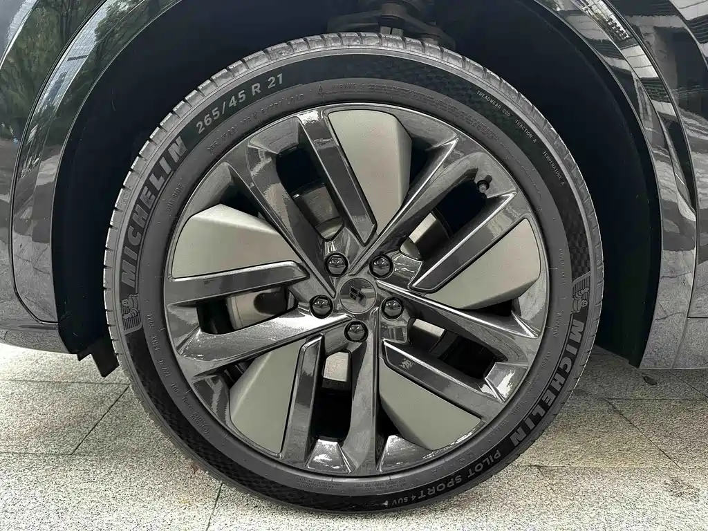 Li Auto Li L7 — миниатюра 11