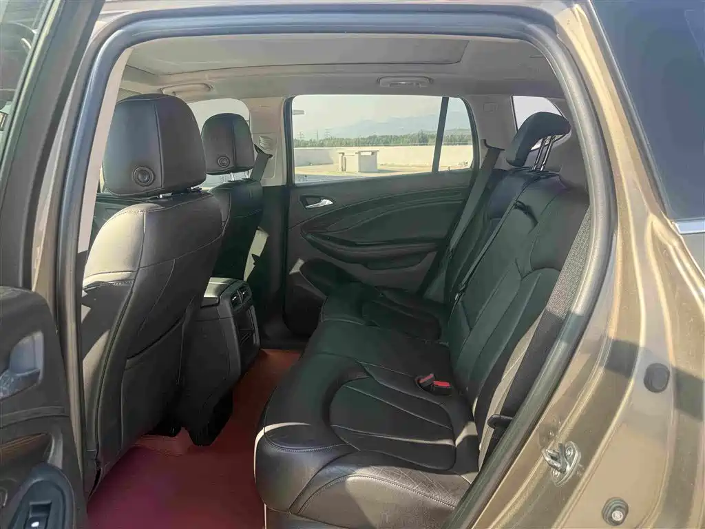 Buick Envision Plus — миниатюра 6