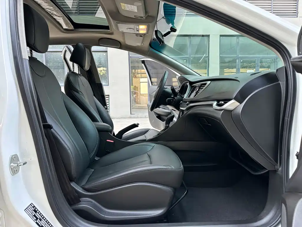 Buick Excelle — миниатюра 4